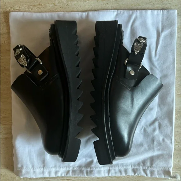 TOGA Pulla Black Mules with Silver Western Accents - Picture 3 of 4